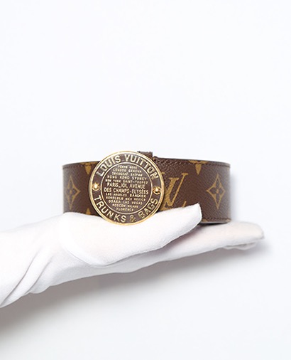 Louis Vuitton Trunks and Bags Belt, front view